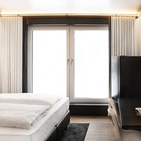 Gag By Wmm גאגנאו